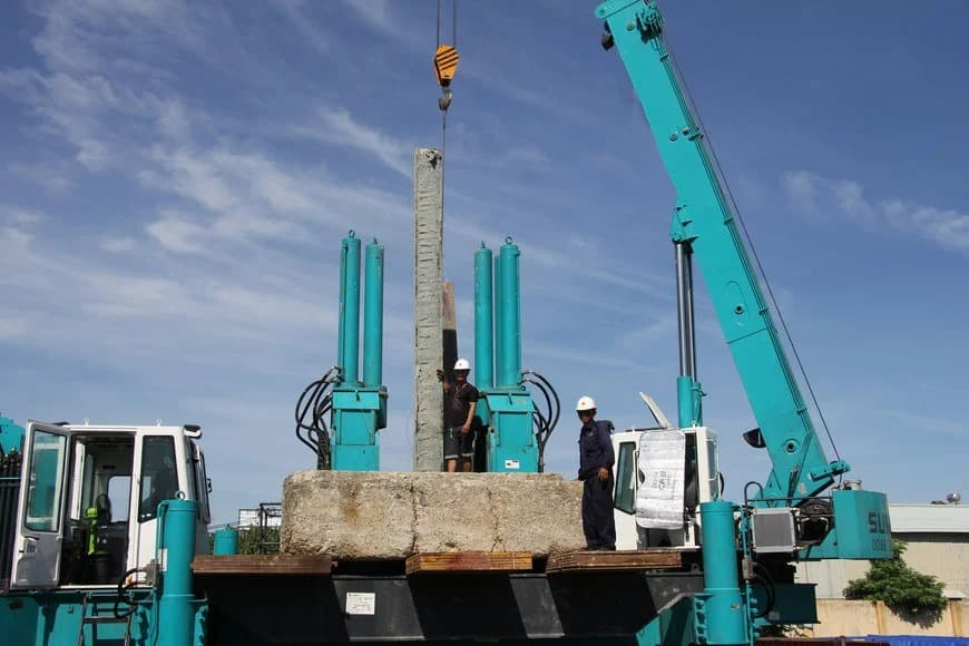 Các Hình Thức Ép Cọc Bê Tông Phổ Biến Nhất Và Xu Hướng Công Nghệ Năm 2026